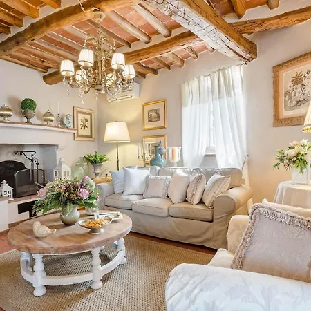 Il Palagio Villa *